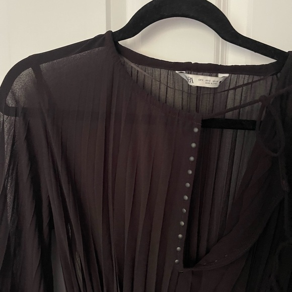 Zara | Black Chiffon Dress | V-Neck | Mid-Length | Long Sleeve - Picture 3 of 8